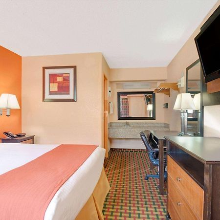Days Inn By Wyndham Independence Kültér fotó