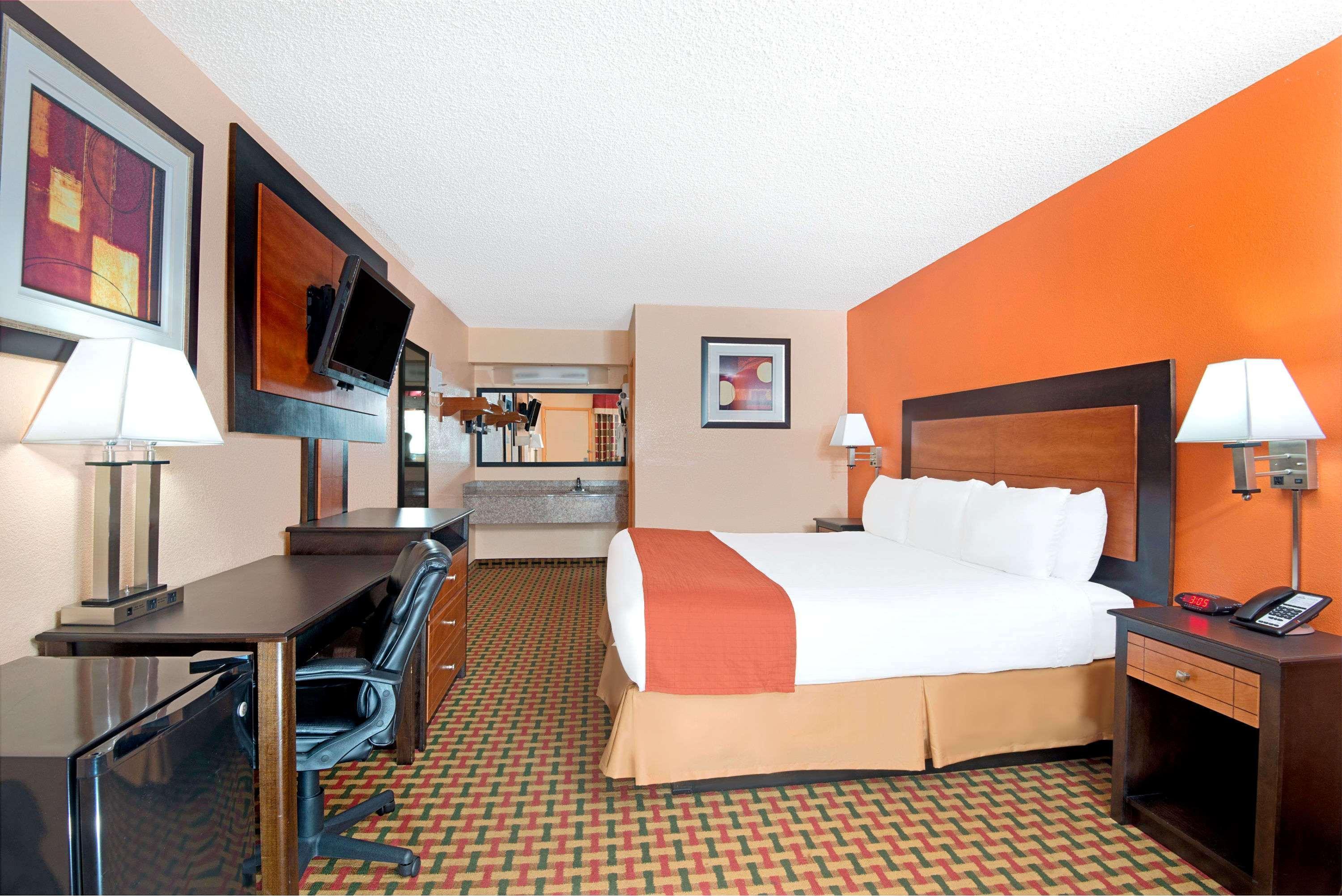 Days Inn By Wyndham Independence Kültér fotó